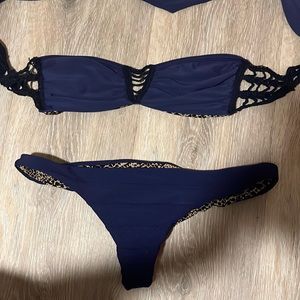 Blue acacia bikini set